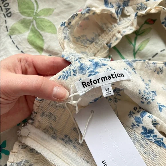 NWT Reformation The Pacey Floral Sweetheart Mini Dress in Lula White Blue Print - Picture 5 of 8